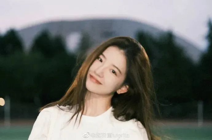 趣事董明珠生活中的故事_有关于董明珠有趣的故事_董明珠生活趣事