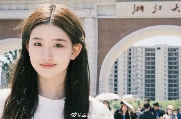 董明珠生活趣事_趣事董明珠生活中的故事_有关于董明珠有趣的故事