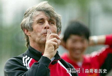 卡塔尔足球历史战绩_卡塔尔足球历史事件是什么_卡塔尔足球赛事