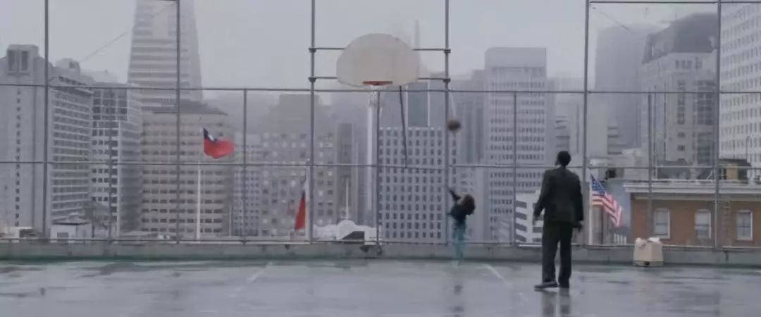 篮球全场战术跑位规律_全场篮球规则跑位怎么算_篮球全场跑位规则