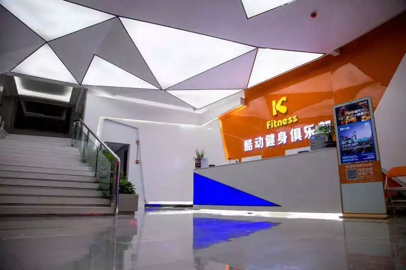 健身房的私教房_健身房私教价格表图片_叙永健身房私教