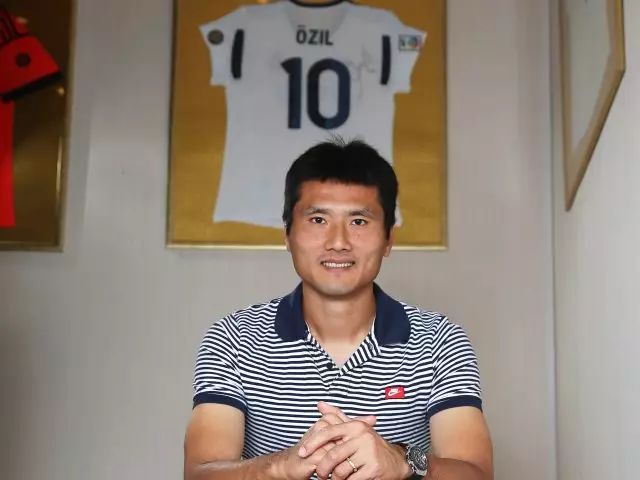足球冠军赛是什么意思_足球赛冠军规则是什么样的_足球赛事的各种冠军杯