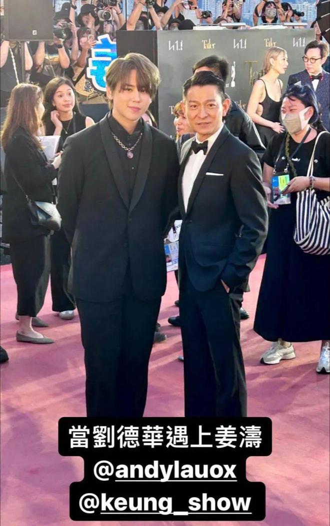 以健身出名的男星_好健身男明星_健身特别厉害的一个男明星