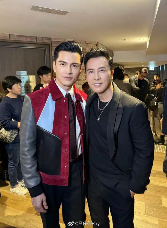 健身特别厉害的一个男明星_好健身男明星_以健身出名的男星
