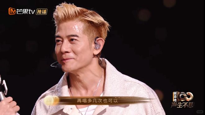 以健身出名的男星_好健身男明星_健身特别厉害的一个男明星